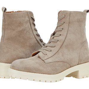 New- Anne Klein Vanya Patent Boots - Size 10